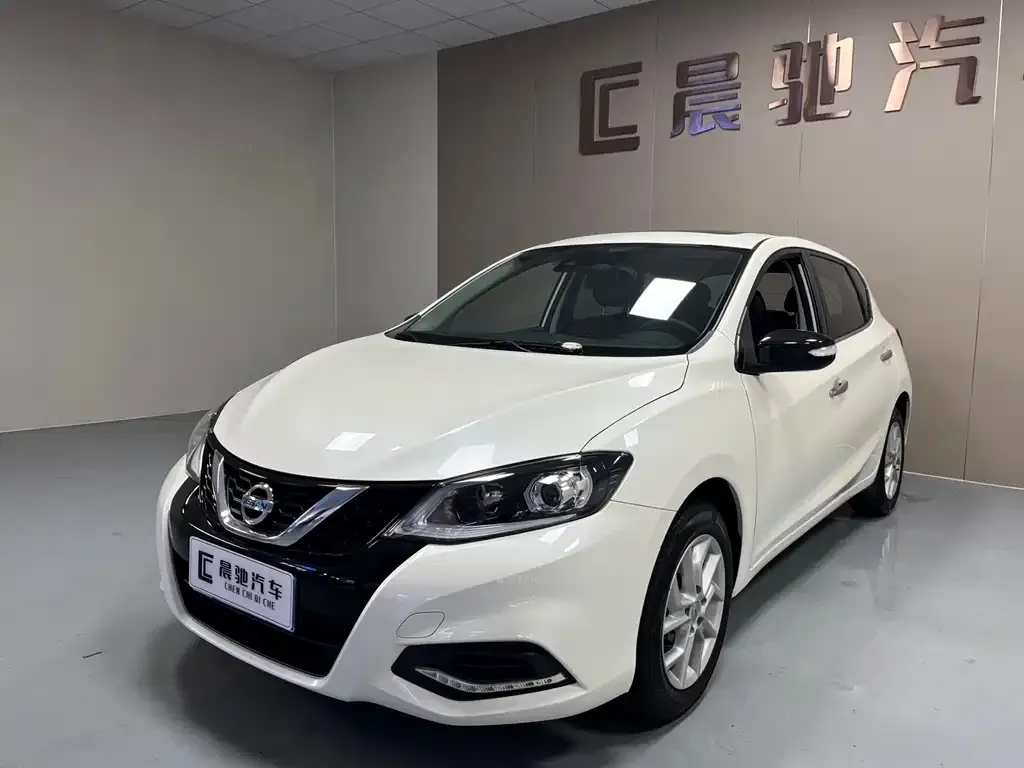 Nissan Tiida 2022 из CN, фото 1