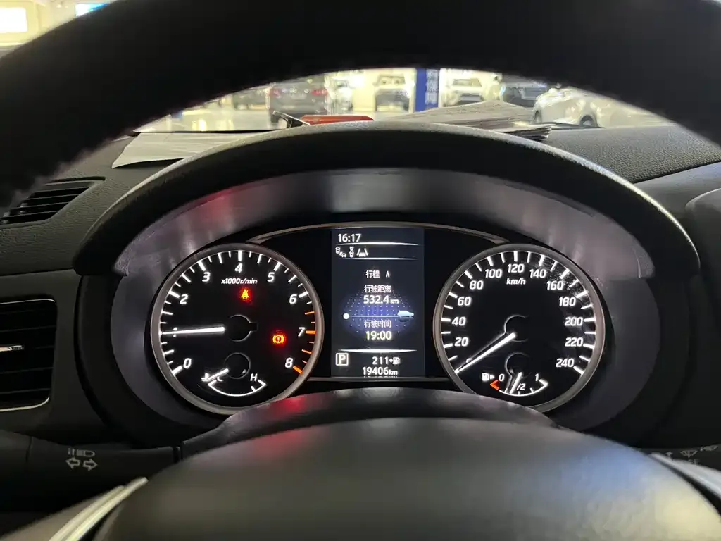 Nissan Tiida 2022 из CN, фото 9