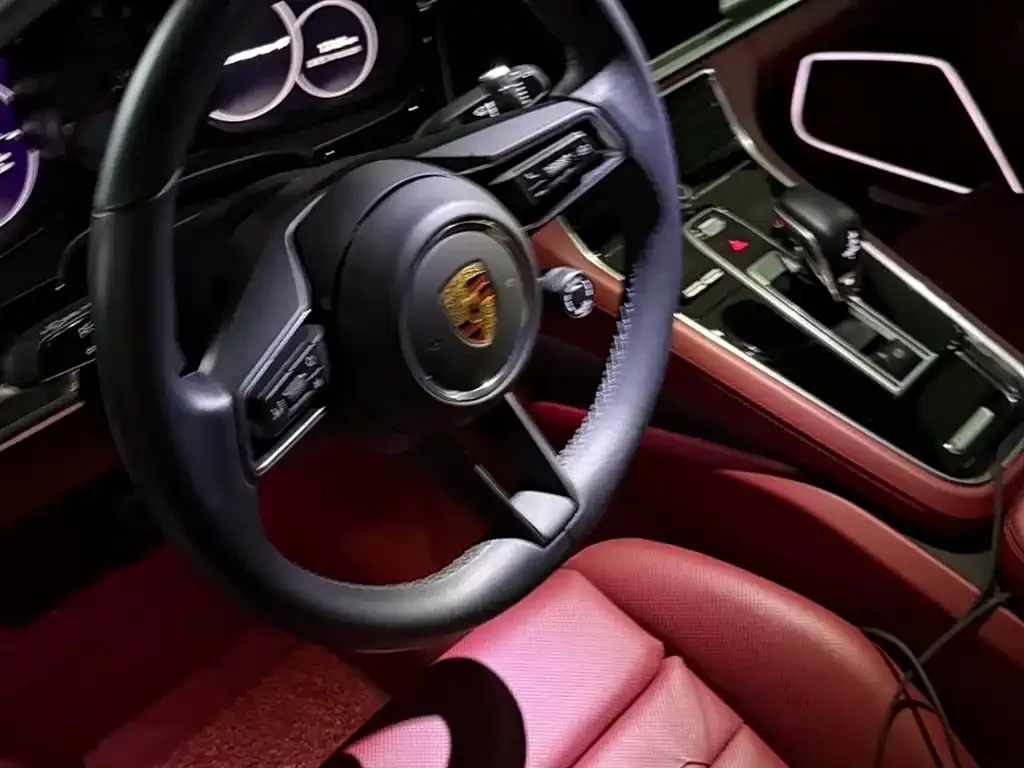 Porsche Panamera 2024 из CN, фото 7