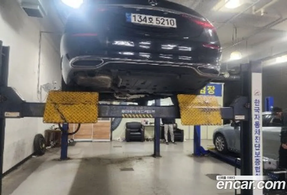 Mercedes-Benz S-Class 2023 из KR, фото 2