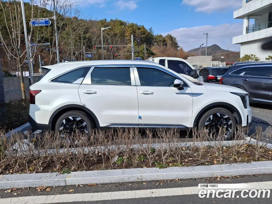Kia Sorento — фото 3