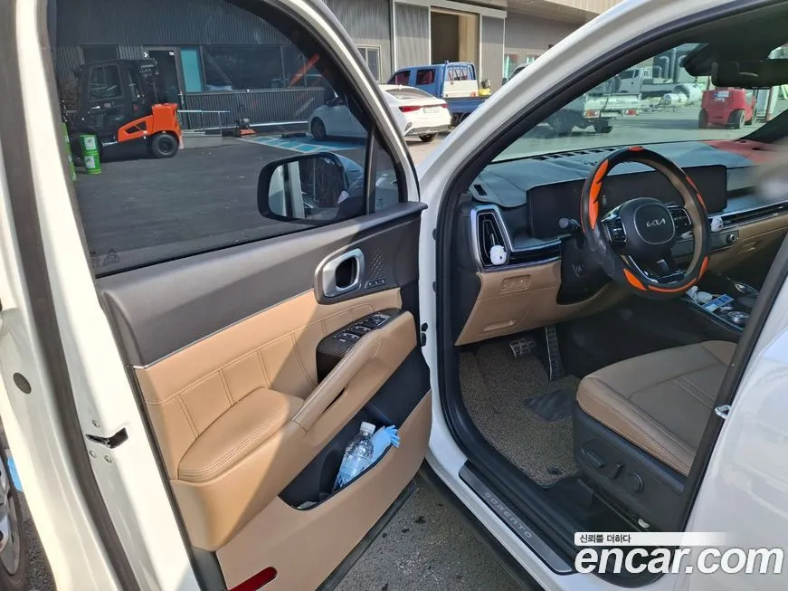 Kia Sorento — фото 9