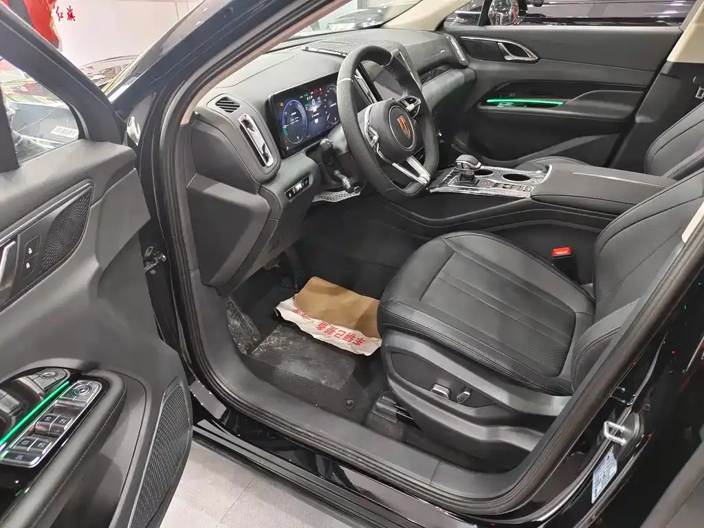 Hongqi HS3 PHEV 2025 из CN, фото 4