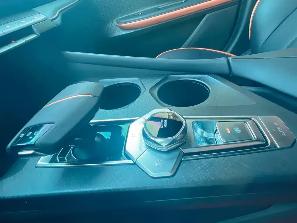 Changan UNI-V 2023 из CN, фото 10