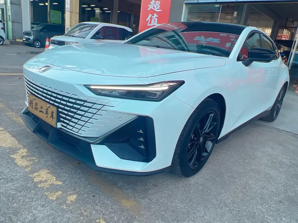 Changan UNI-V 2023 из CN, фото 3