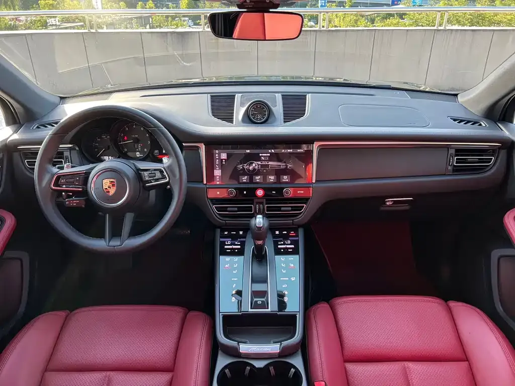 Porsche Macan 2023 из CN, фото 4