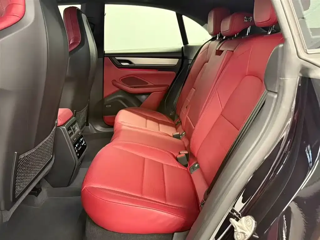 Porsche Macan EV 2024 из CN, фото 8