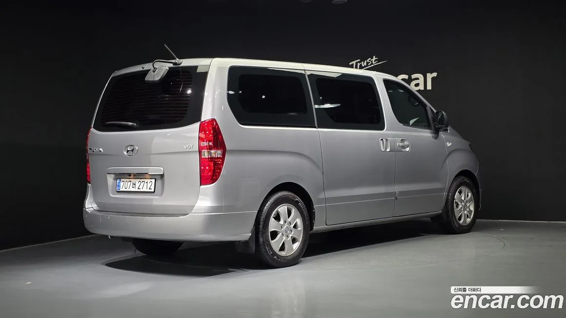 Hyundai Starex 2021 из KR, фото 2
