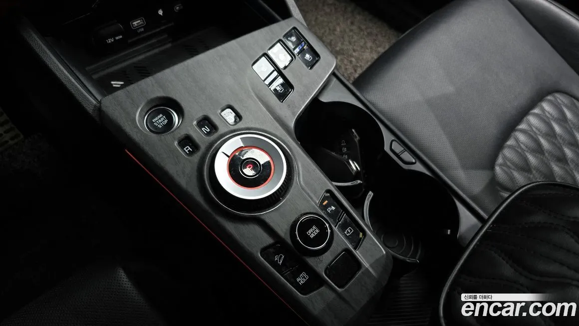 Kia Sportage — фото 9