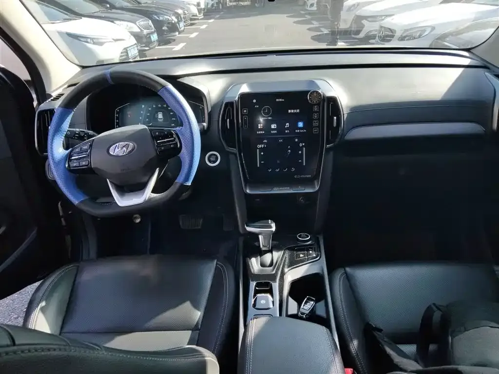 Hyundai ix35 — фото 10
