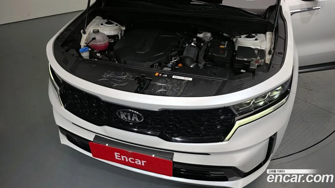 Kia Sorento — фото 6