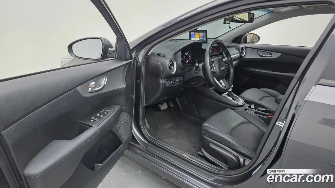 Kia K3 2022 из KR, фото 10
