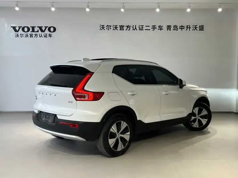 Volvo XC40 2024 из CN, фото 4