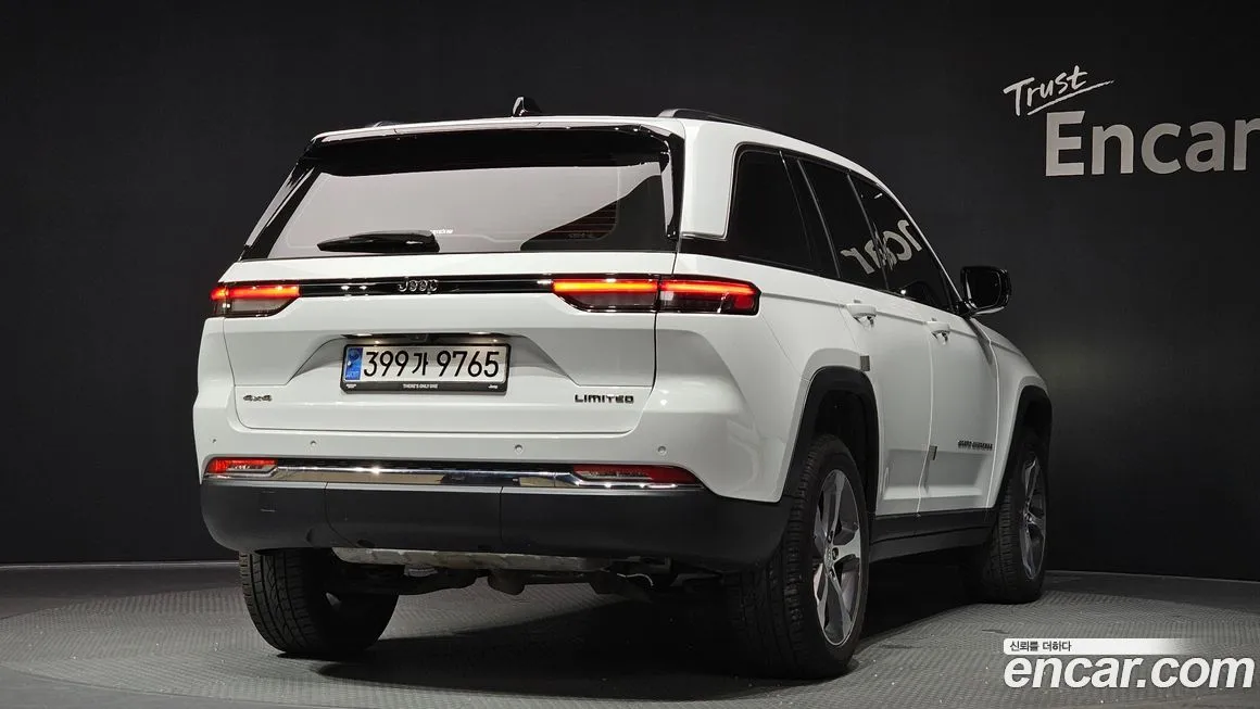 Jeep Cherokee 2023 из KR, фото 2