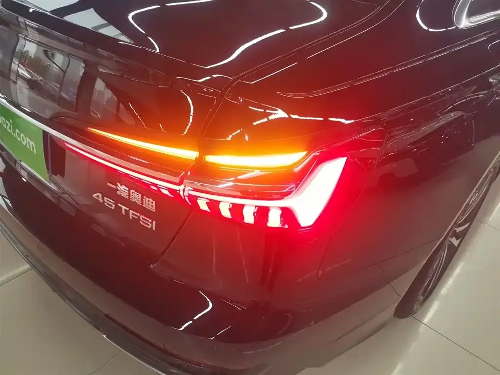 Audi A6L 2022 из CN, фото 8