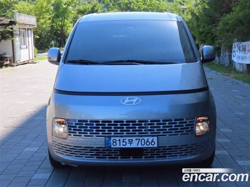 Hyundai Staria 2025 из KR, фото 1