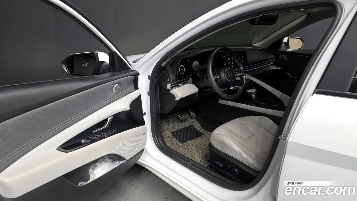 Hyundai AVANTE 2021 из KR, фото 10