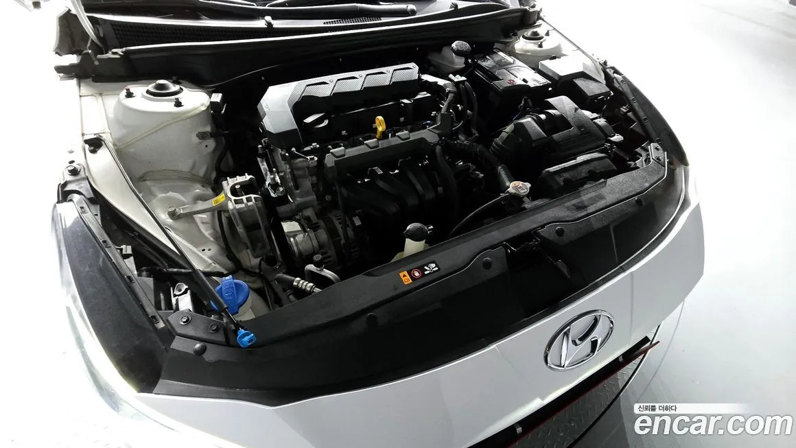 Hyundai AVANTE 2021 из KR, фото 6