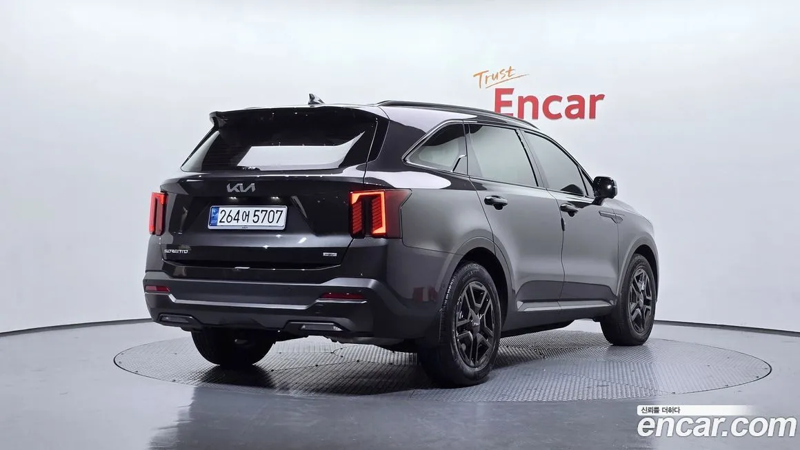 Kia Sorento — фото 2