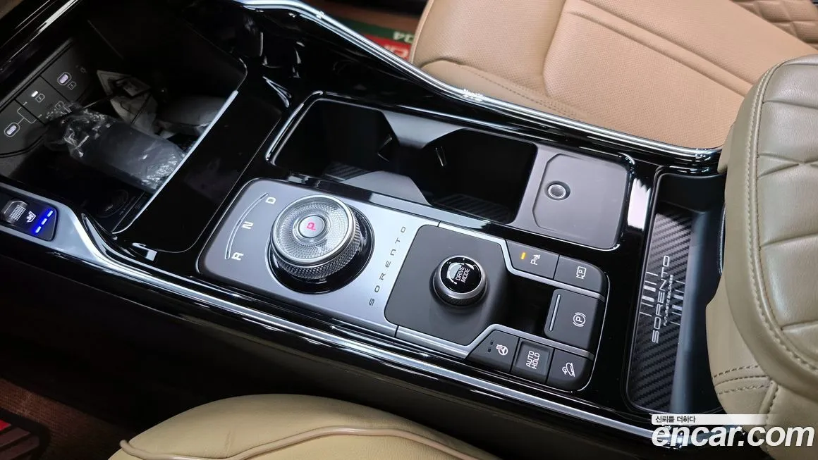 Kia Sorento — фото 9