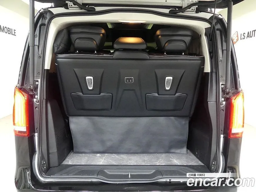 Mercedes-Benz V-Class 2023 из KR, фото 7