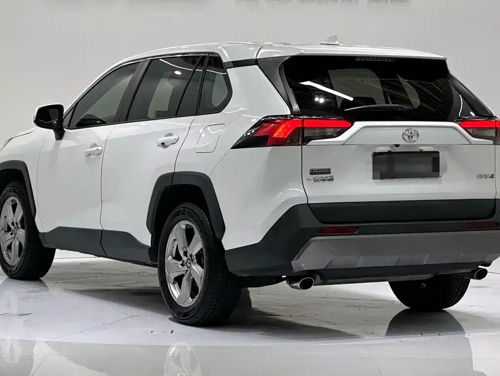 Toyota RAV4 2021 из CN, фото 4