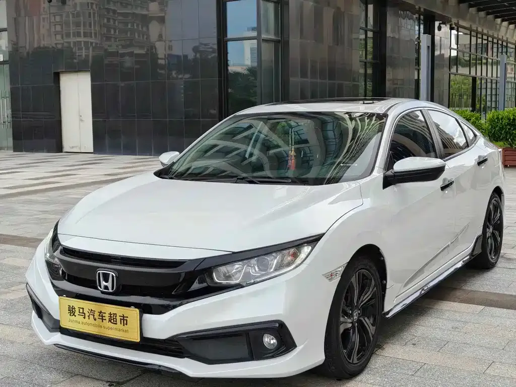 Honda Civic 2021 из CN, фото 2