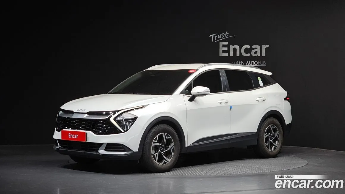 Kia Sportage — фото 1
