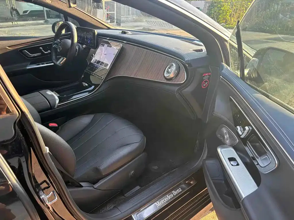 Mercedes-Benz EQE 2024 из CN, фото 7
