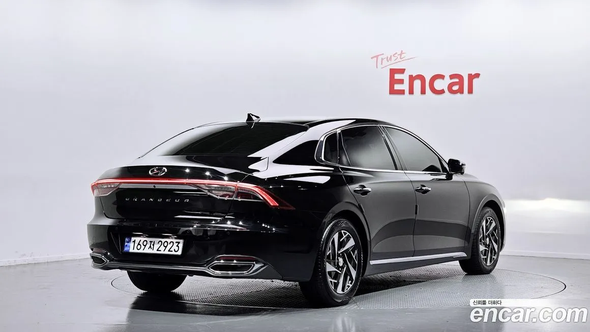 Hyundai Grandeur 2021 из KR, фото 2