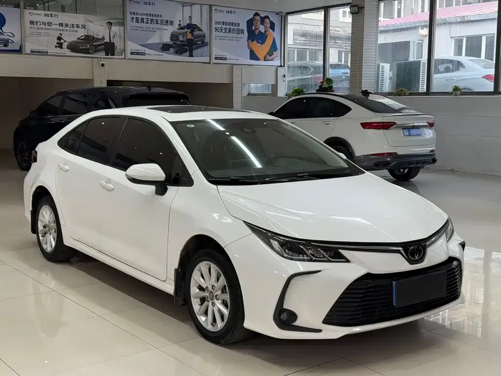 Toyota Corolla 2021 из CN, фото 3