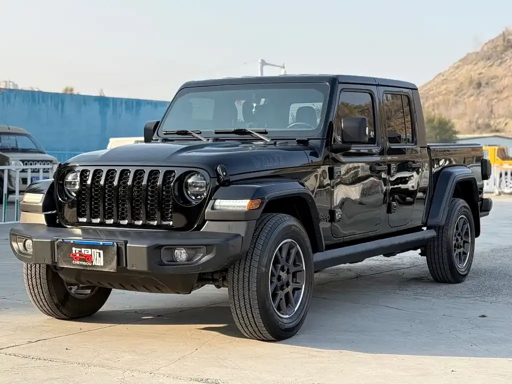 Jeep Gladiator 2023 из CN, фото 1