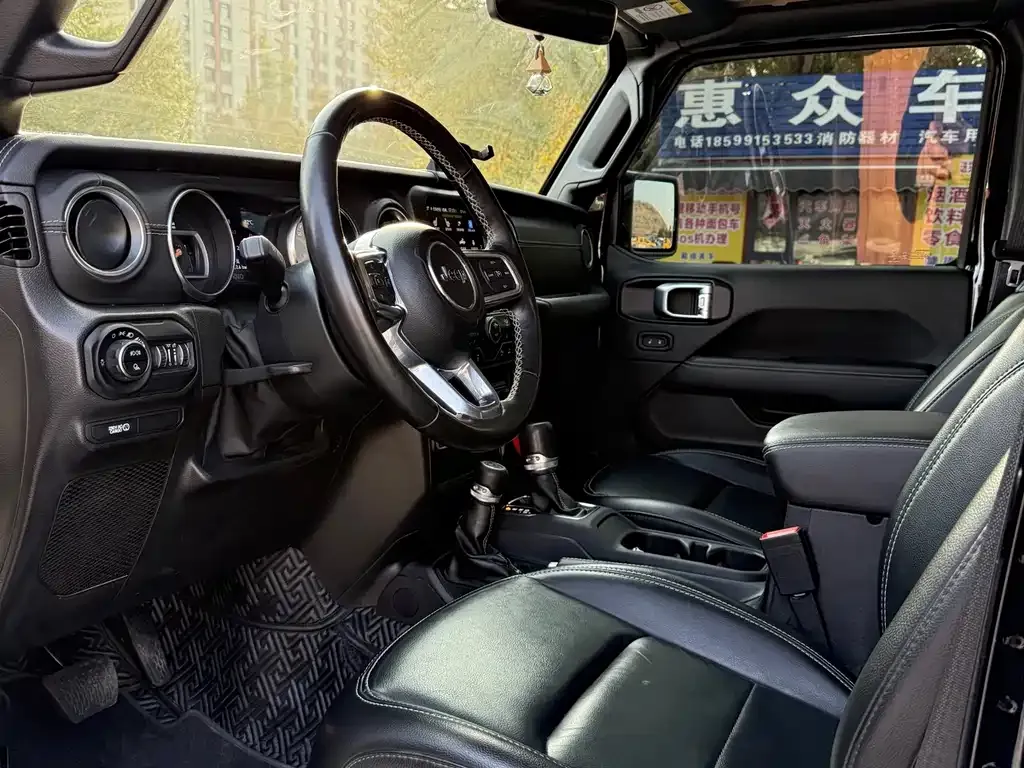 Jeep Gladiator 2023 из CN, фото 6