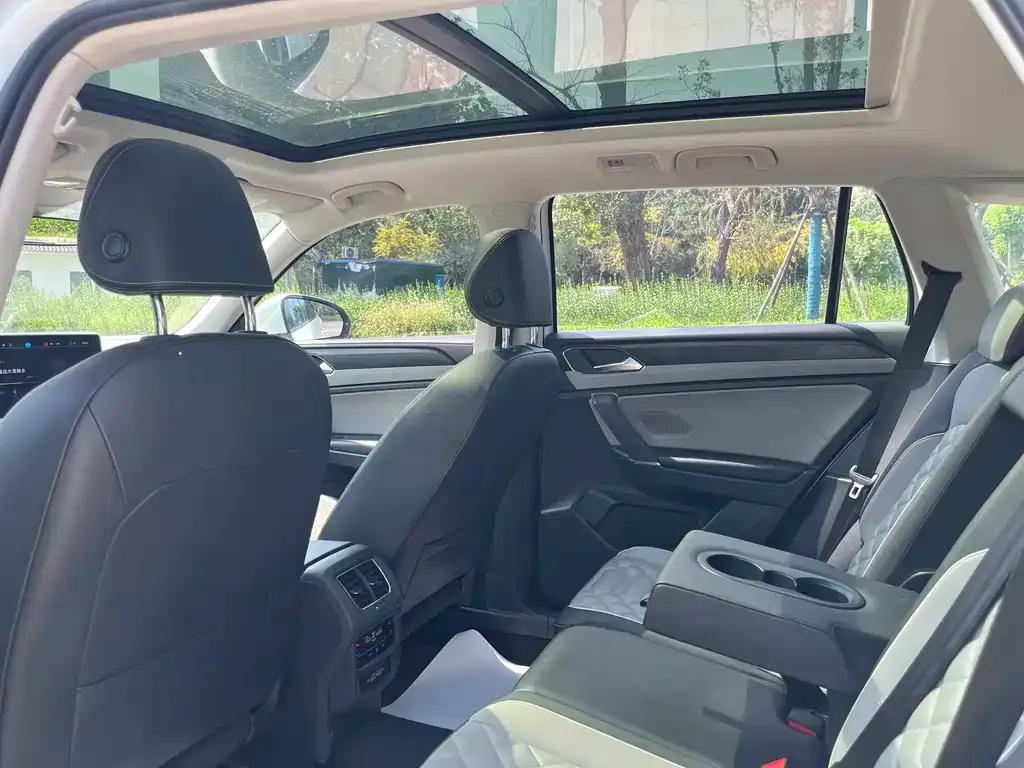 Volkswagen Tayron 2023 из CN, фото 9