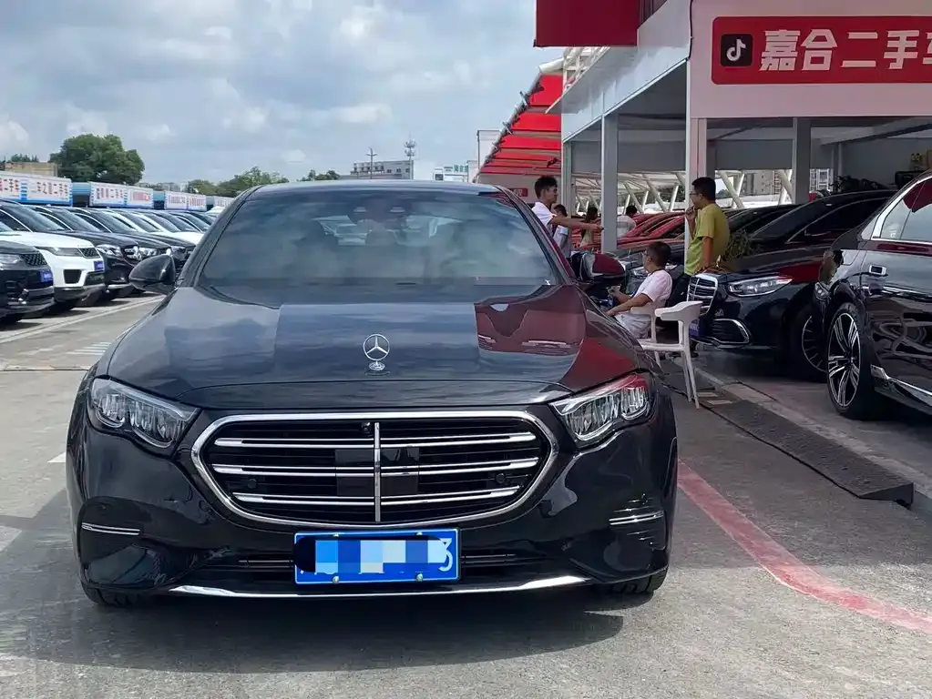Mercedes-Benz E-Class 2024 из CN, фото 2