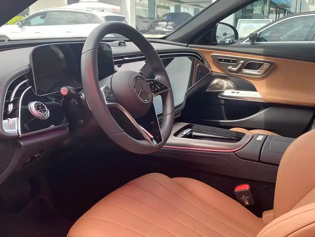Mercedes-Benz E-Class 2024 из CN, фото 5