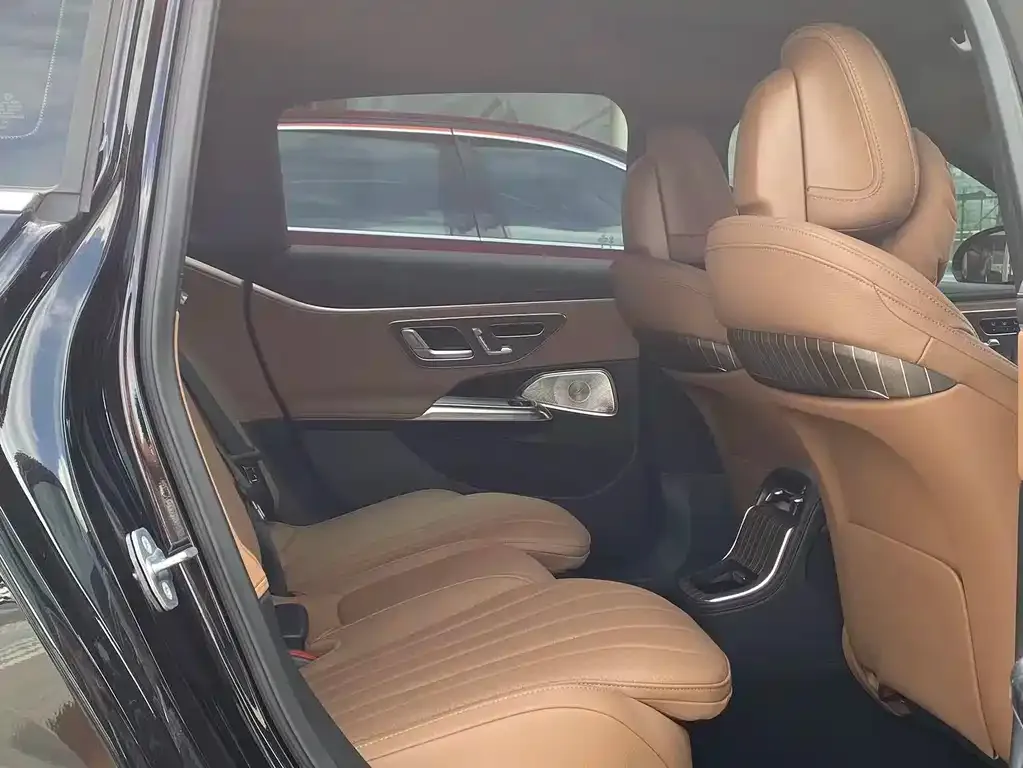 Mercedes-Benz E-Class 2024 из CN, фото 7