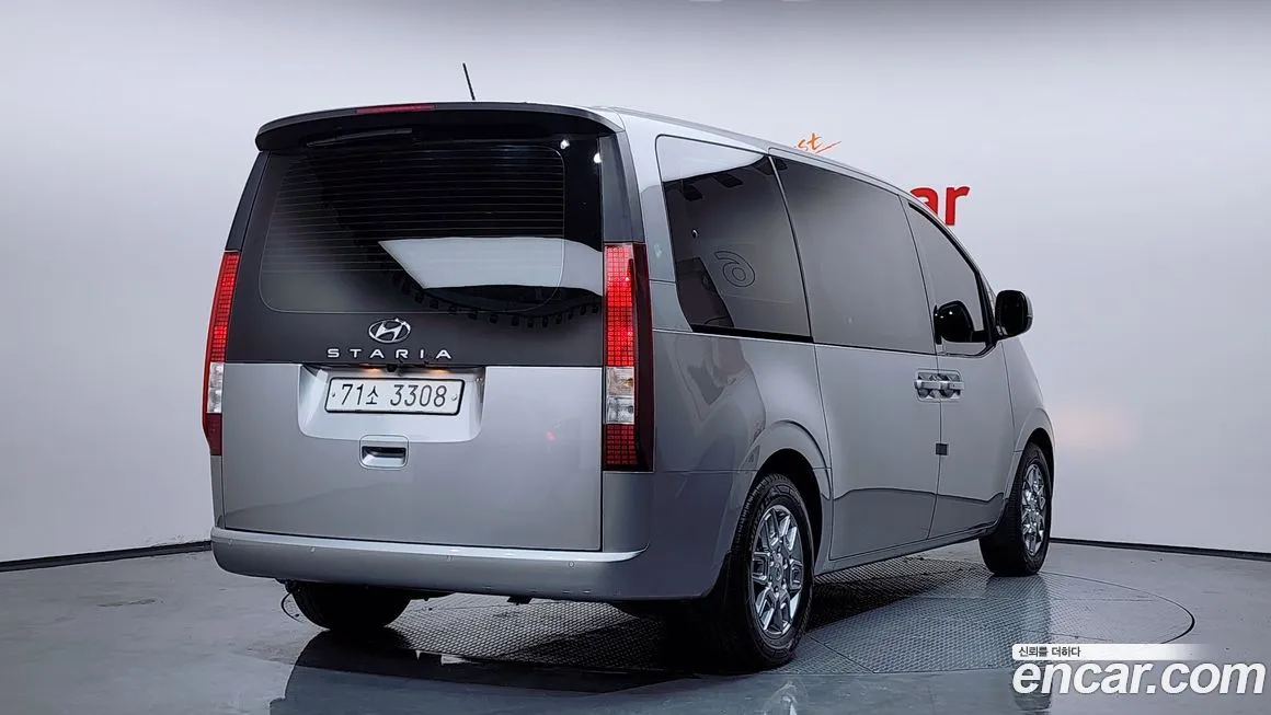 Hyundai Staria 2022 из KR, фото 2