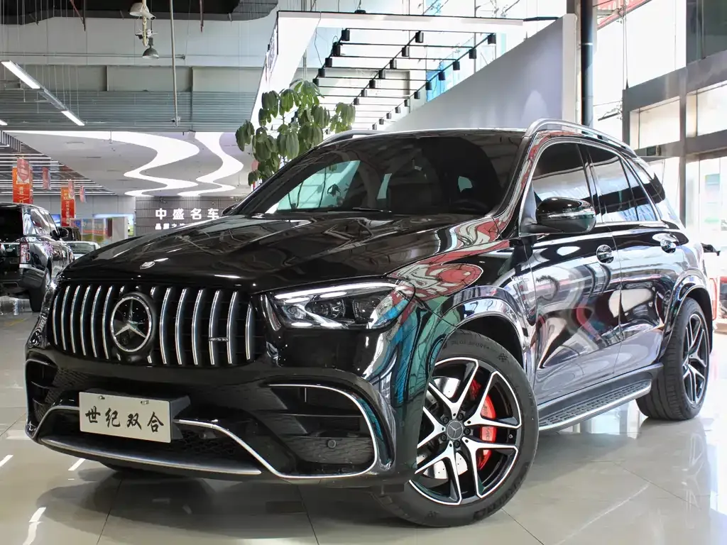 Mercedes-Benz GLE AMG — фото 1