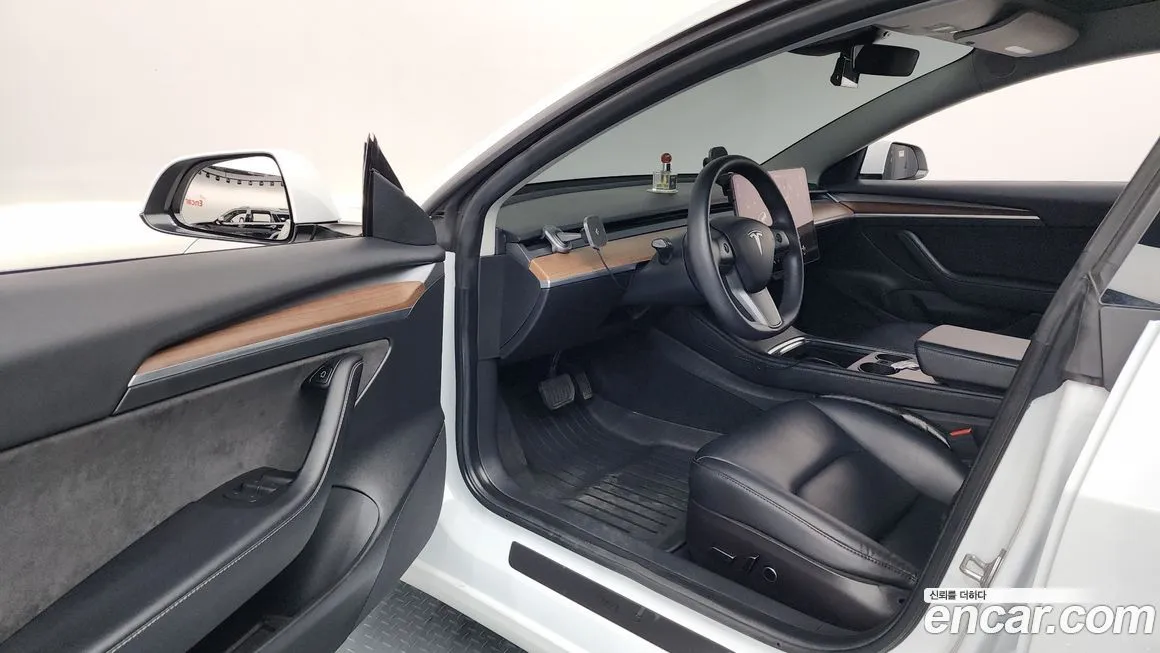 Tesla Model 3 2022 из KR, фото 10