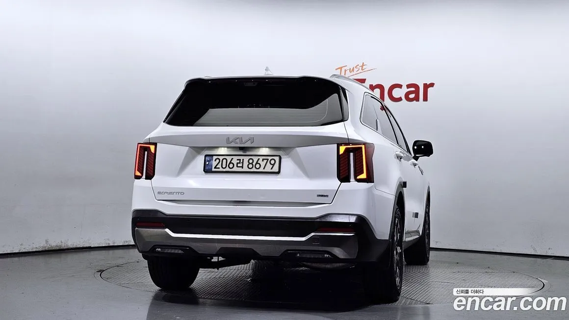 Kia Sorento — фото 4