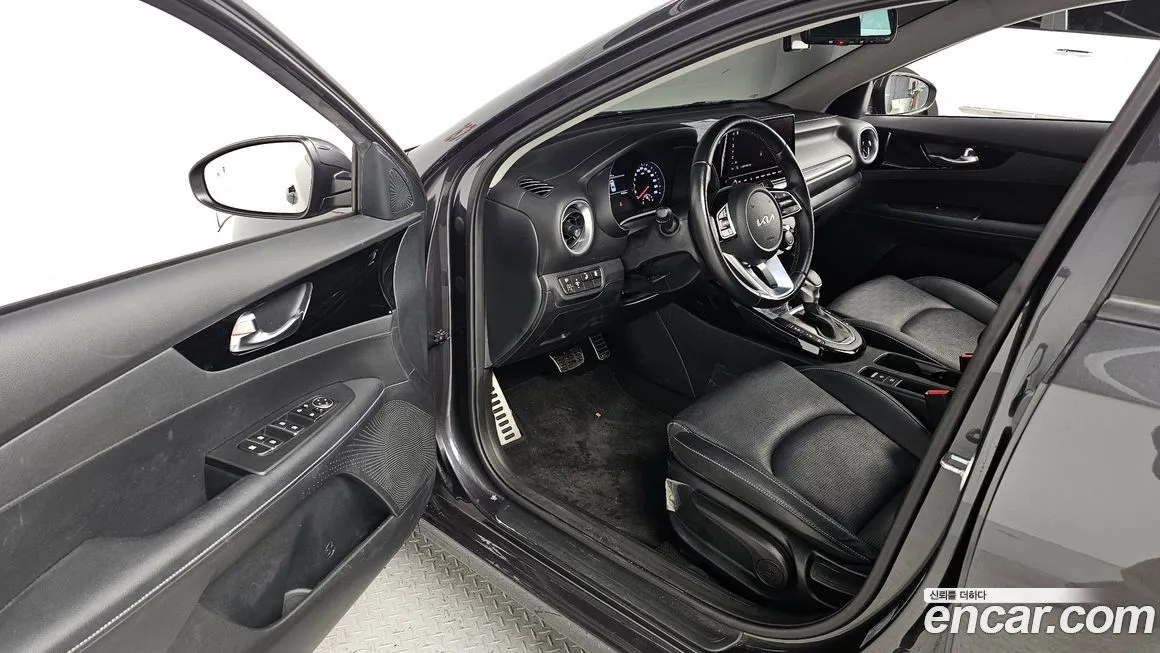Kia K3 2023 из KR, фото 10