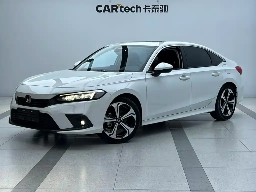 Honda Civic 2022 из CN, фото 2