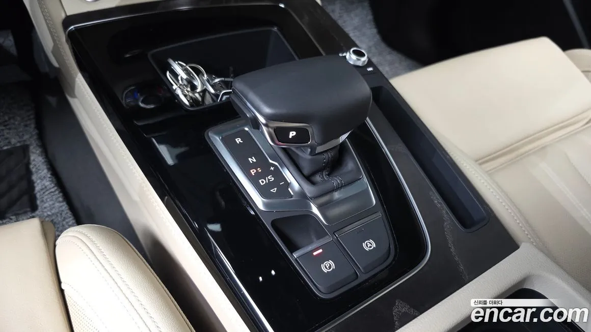 Audi Q5 2023 из KR, фото 9