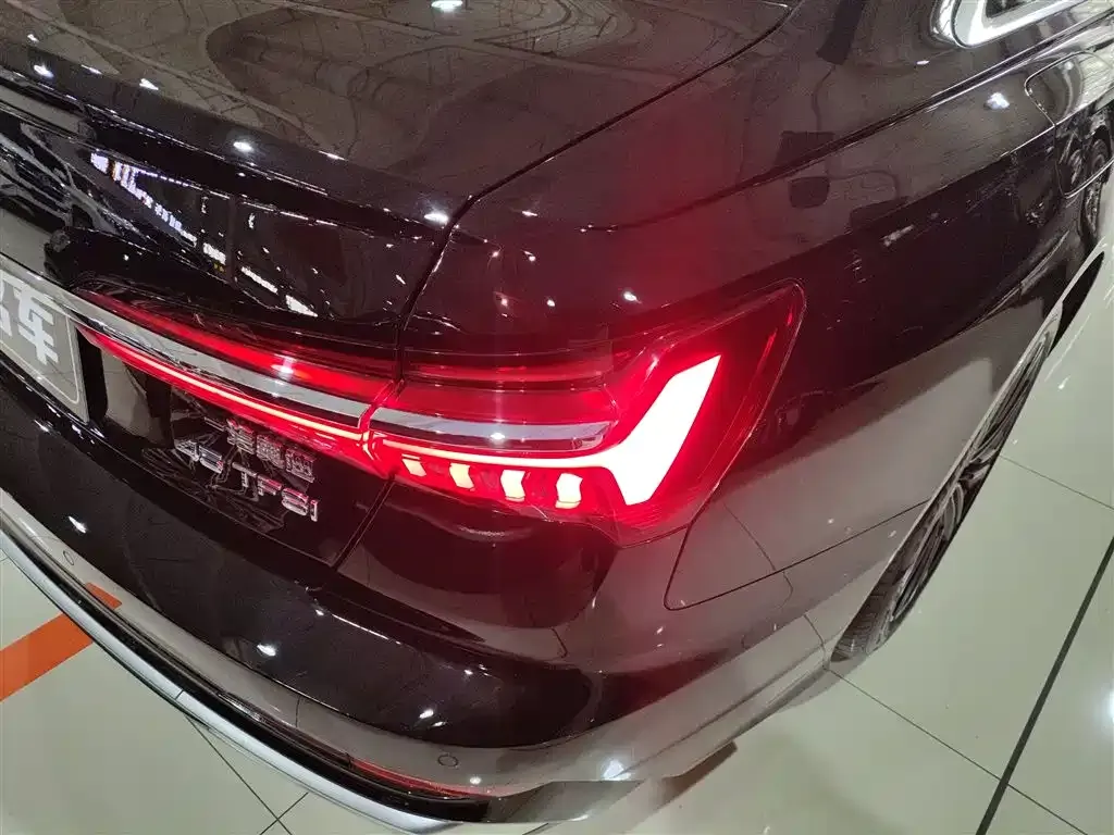 Audi A6L 2023 из CN, фото 8