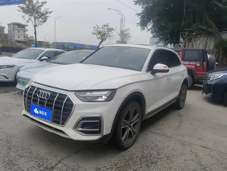 Audi Q5L 2022 из CN, фото 1