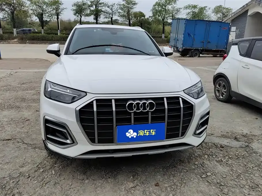 Audi Q5L 2022 из CN, фото 2