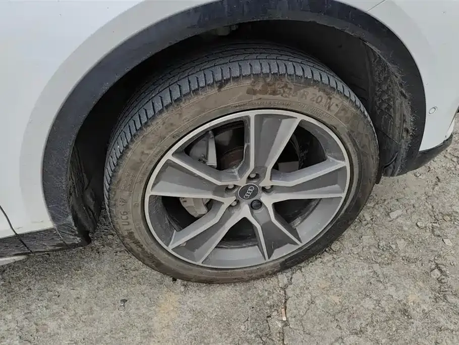 Audi Q5L 2022 из CN, фото 6