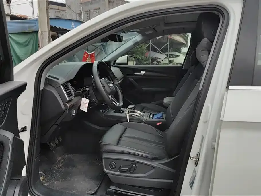 Audi Q5L 2022 из CN, фото 9