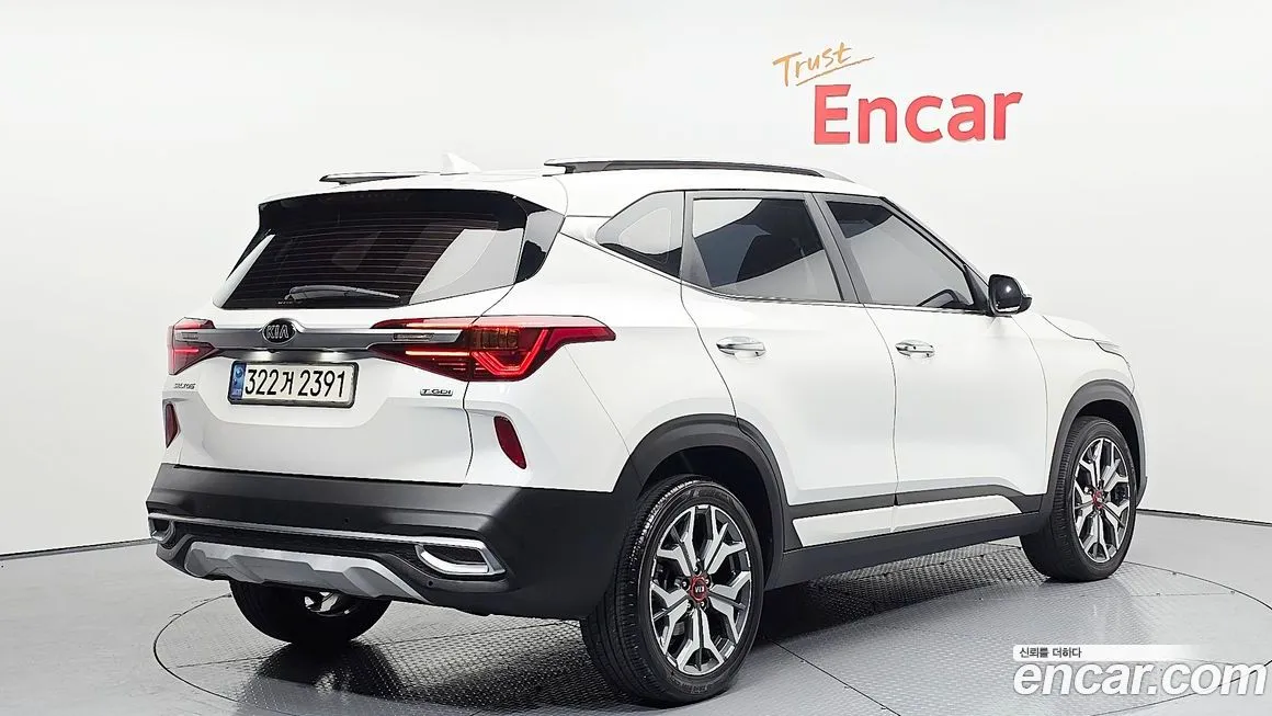 Kia Seltos 2021 из KR, фото 2